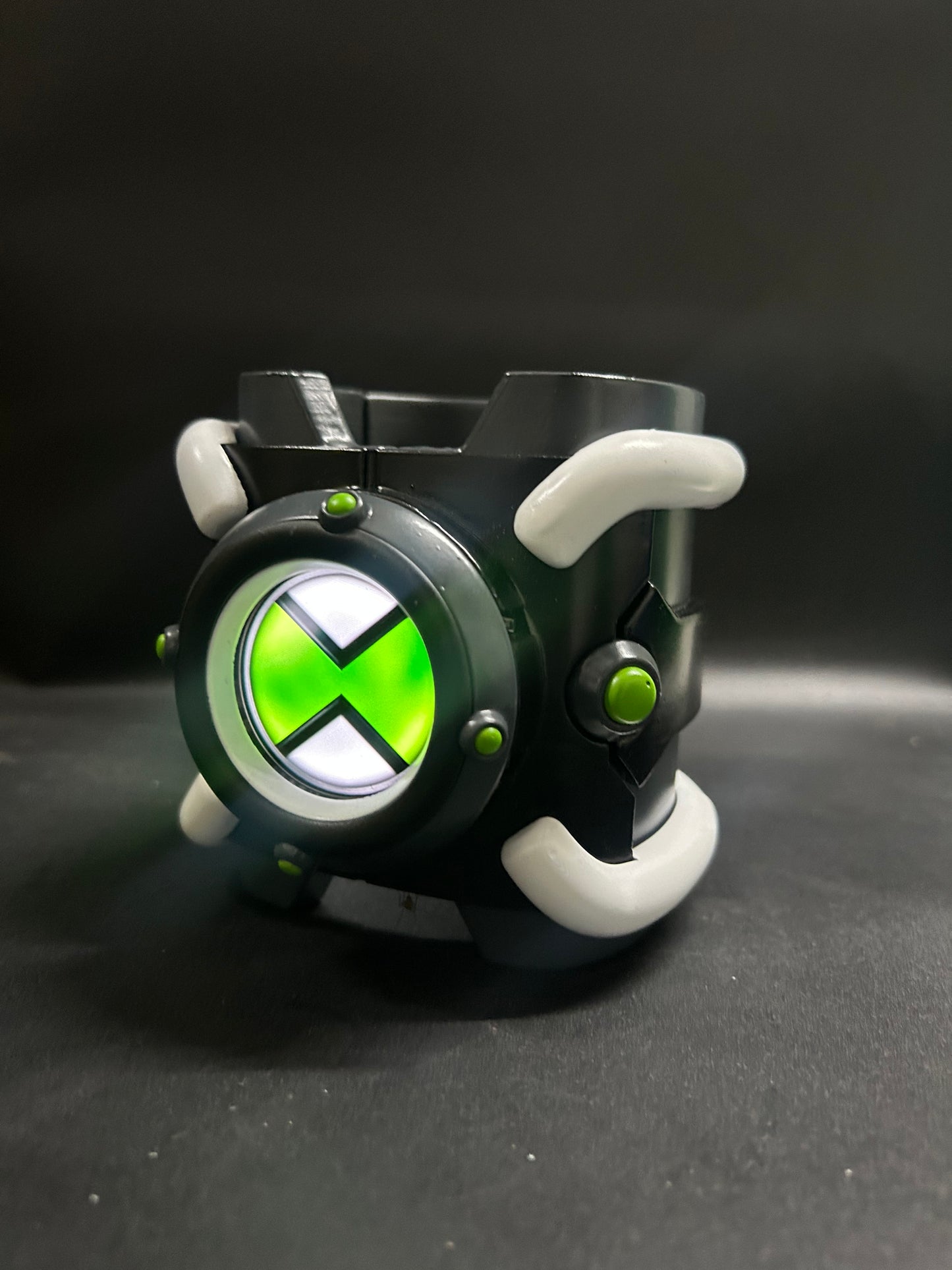 POP UP Omnitrix - Ben 10 Classic Smartwatch Case | Fits Samsung Galaxy Watch(Smartwatch not Included)