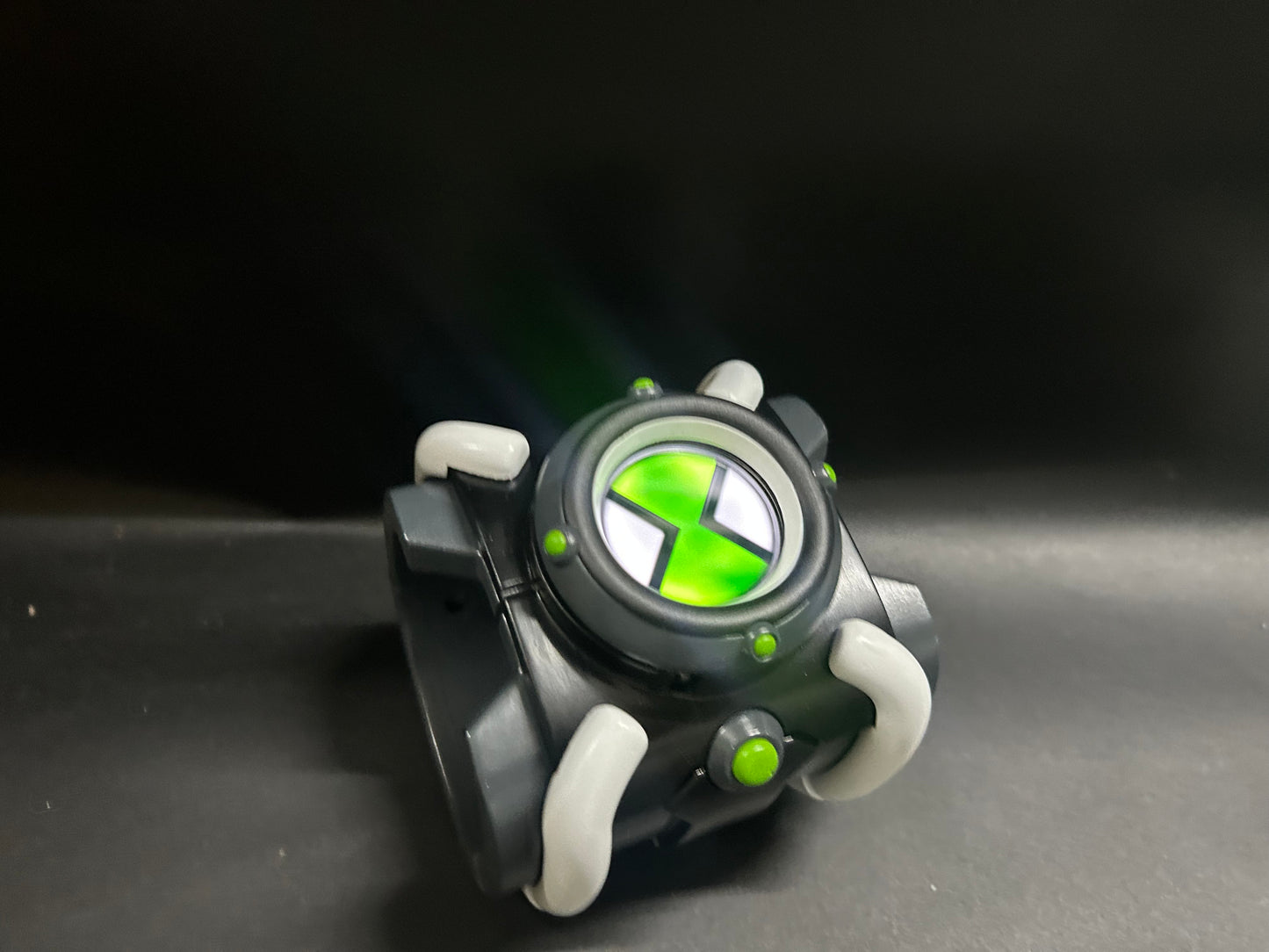 POP UP Omnitrix - Ben 10 Classic Smartwatch Case | Fits Samsung Galaxy Watch(Smartwatch not Included)