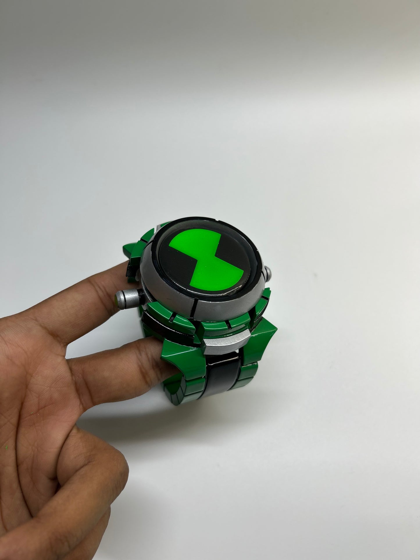 Omnitrix - Ben 10 Smartwatch Case | Fits Samsung Galaxy Watch(Smartwatch not Included)