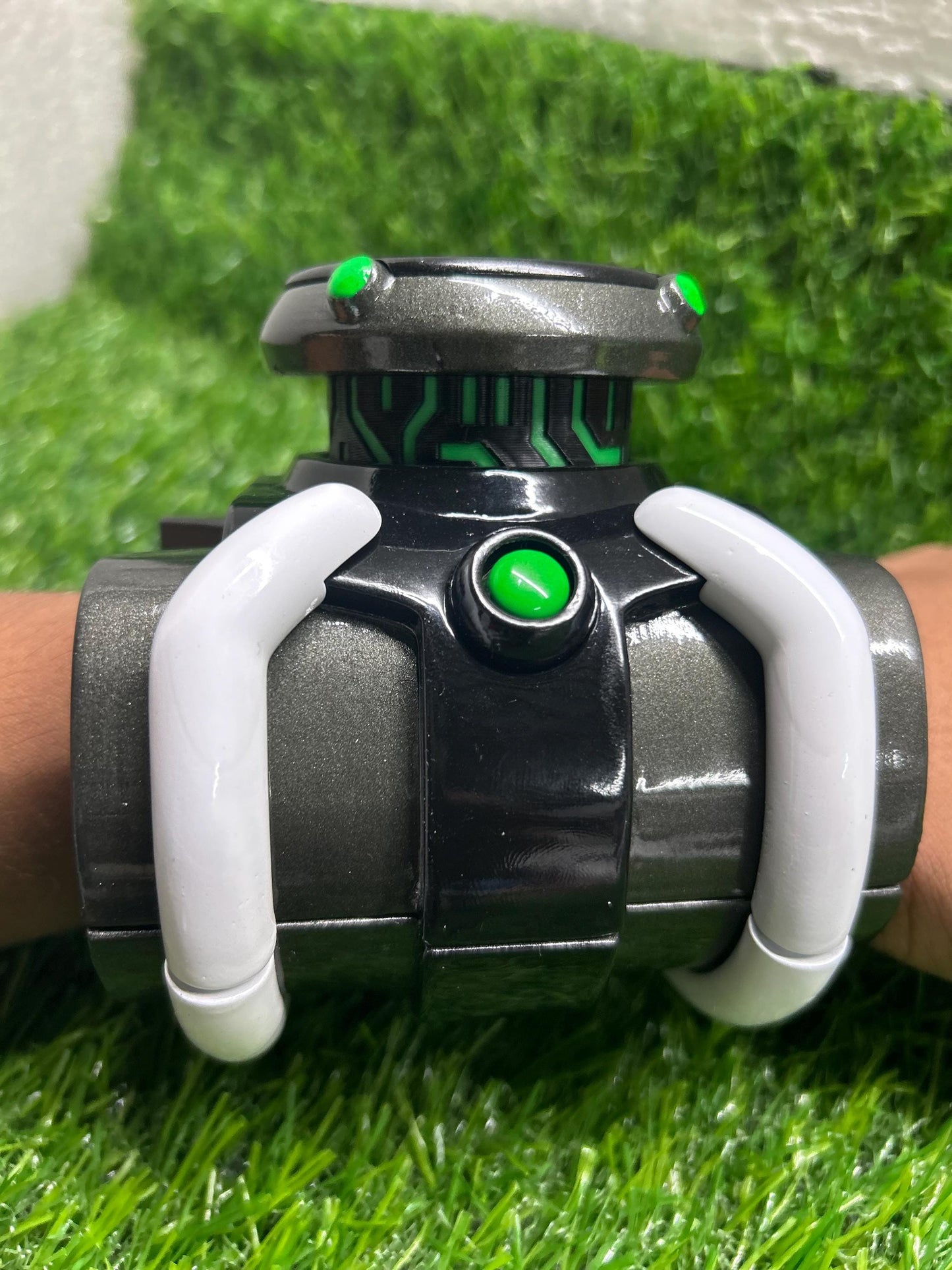 Omnitrix - Ben 10 Classic Pop Up Watch Replica, Collectables, Cosplay Props , Gifts