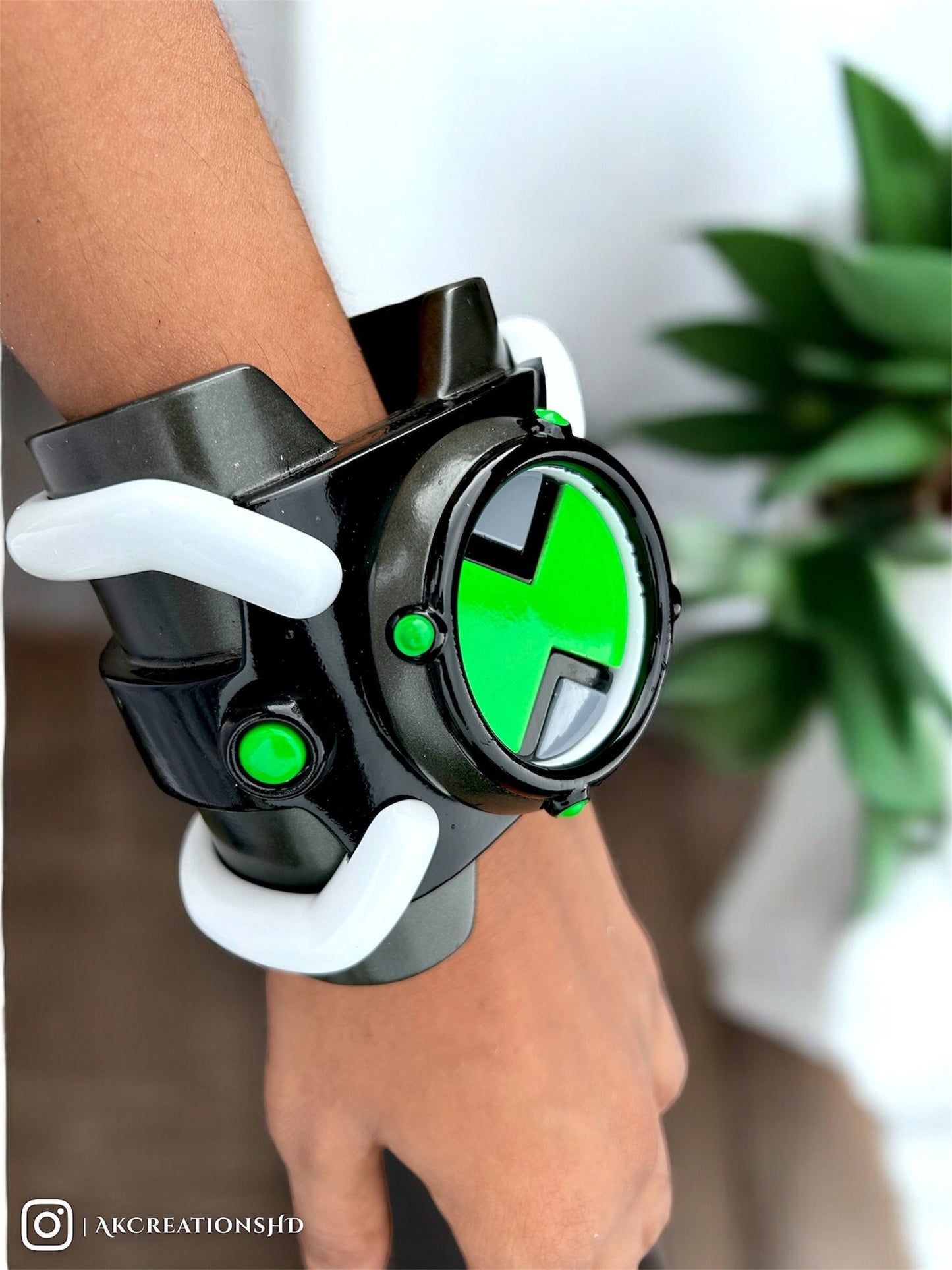 Omnitrix - Ben 10 Classic Pop Up Watch Replica, Collectables, Cosplay Props , Gifts